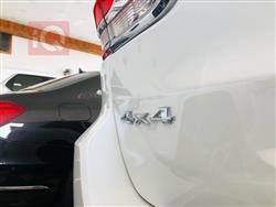 جیپ گراند شیرۆکی